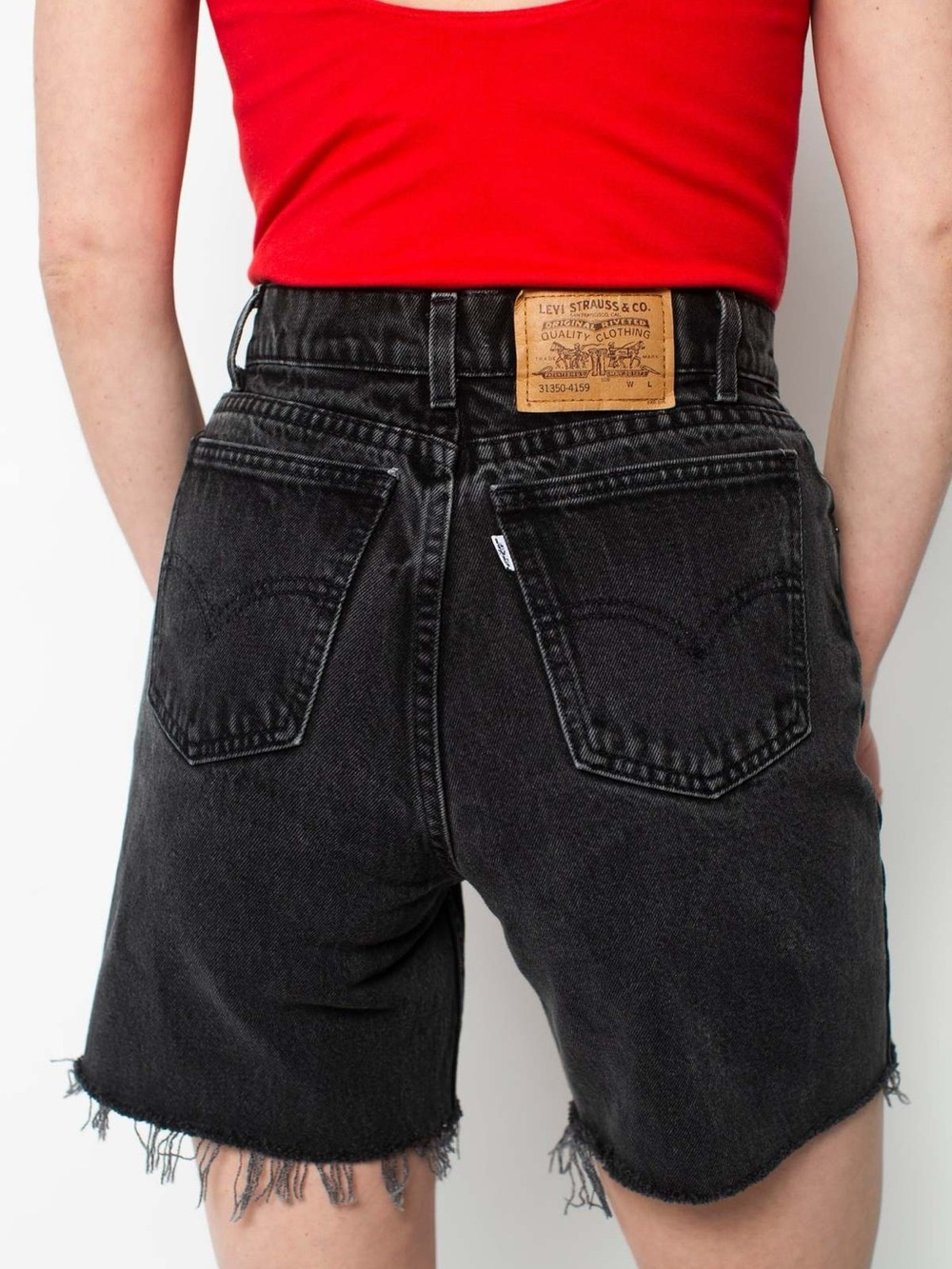 Levi’s 550 Vintage Black Denim Cutoff Shorts Relaxed Fit Made in Mexico 100% Cot